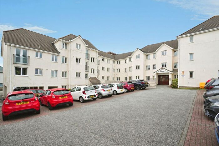 2 Bedroom Flat For Sale In Mount Wise, Newquay, TR7