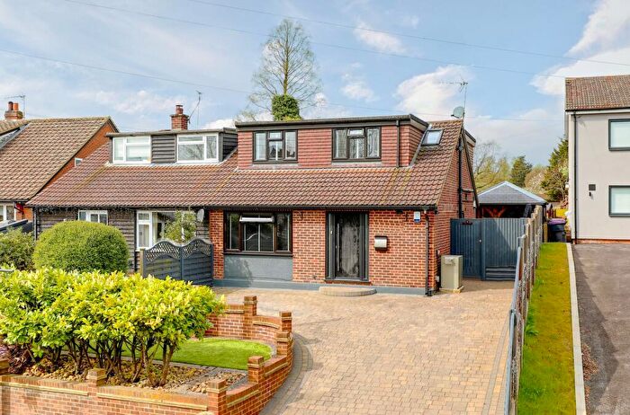 3 Bedroom Semi-Detached House For Sale In Colliers End, Ware, SG11