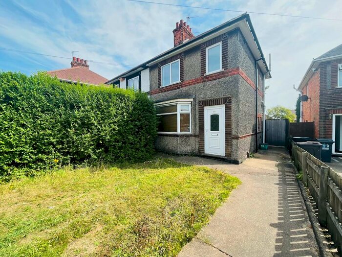 3 Bedroom House To Rent In Coppice Road, Arnold, NG5