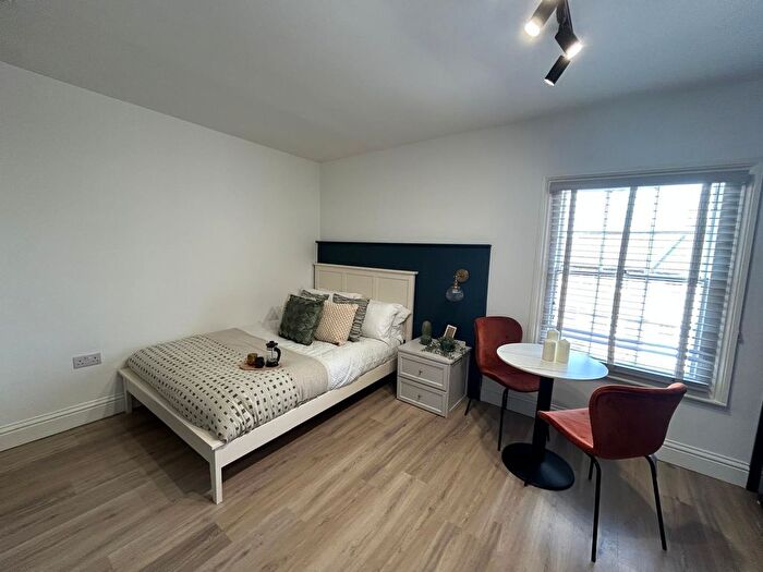 Studio To Rent In Market Square, Daventry, NN11