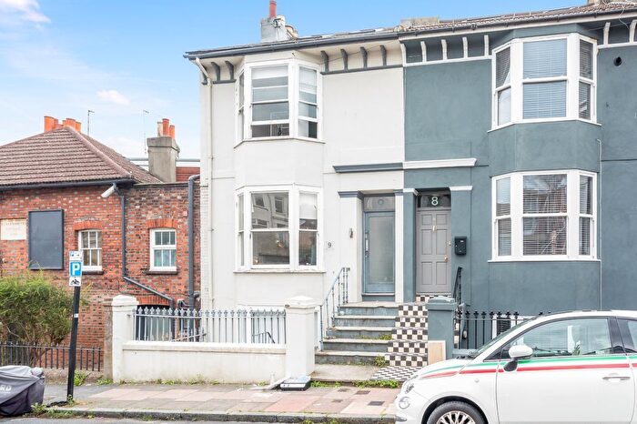2 Bedroom Flat To Rent In York Grove, Brighton, BN1
