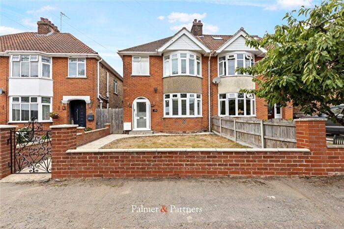 3 Bedroom Semi Detached House For Sale In Ipswich Road, Colchester, Essex, CO4