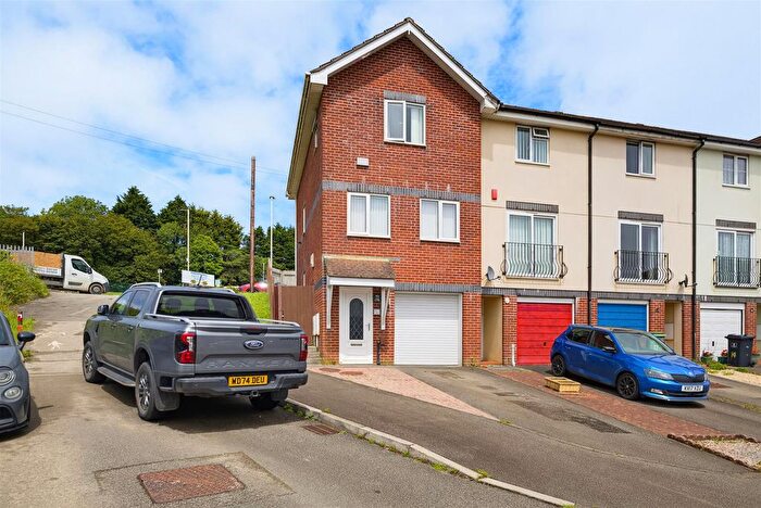 3 Bedroom End Of Terrace House For Sale In The Limes, Plymouth, PL6