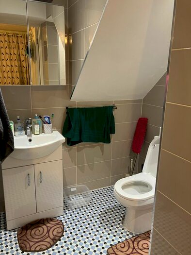 Studio To Rent In London Road, Mitcham, CR4