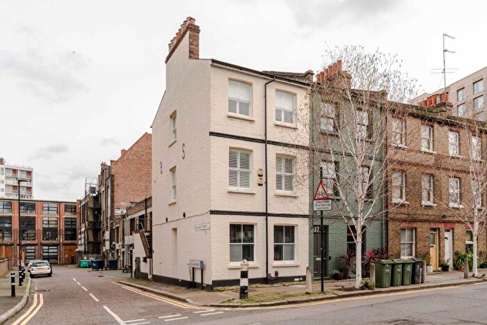 2 Bedroom Flat To Rent In Vauxhall Street, Vauxhall, London, SE11