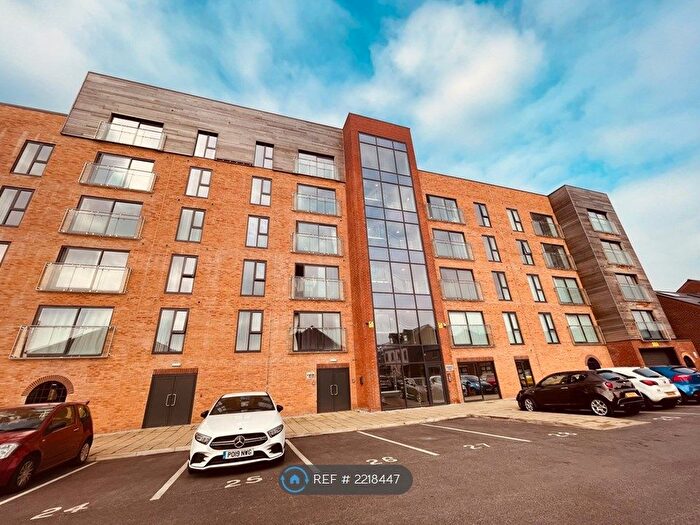 2 Bedroom Flat To Rent In Bridgewater Wharf, Droylsden, Manchester, M43