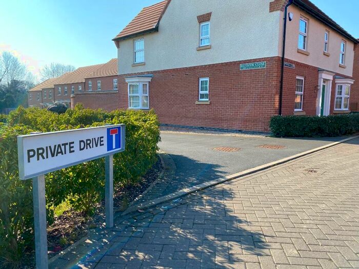 3 Bedroom Town House To Rent In Ruthyn Close, Ashby-De-La-Zouch, LE65