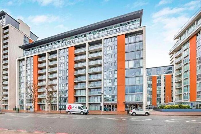 3 Bedroom Apartment To Rent In Adriatic Apartments, Western Gateway, Royal Victoria Docks, ExCel, London, E16