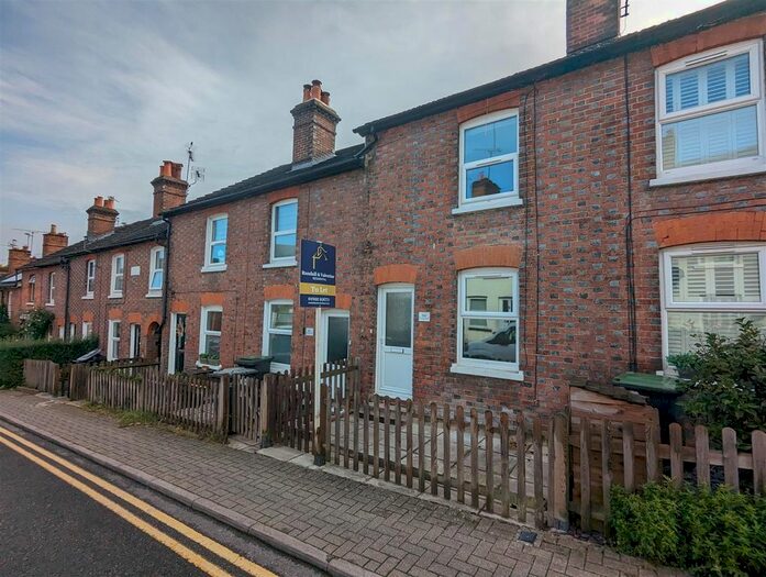 3 Bedroom Property To Rent In Woodside Road, Tonbridge, TN9