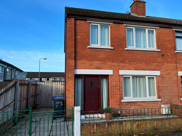 3 Bedroom Semi-Detached House To Rent In Ava Crescent, Belfast, BT7