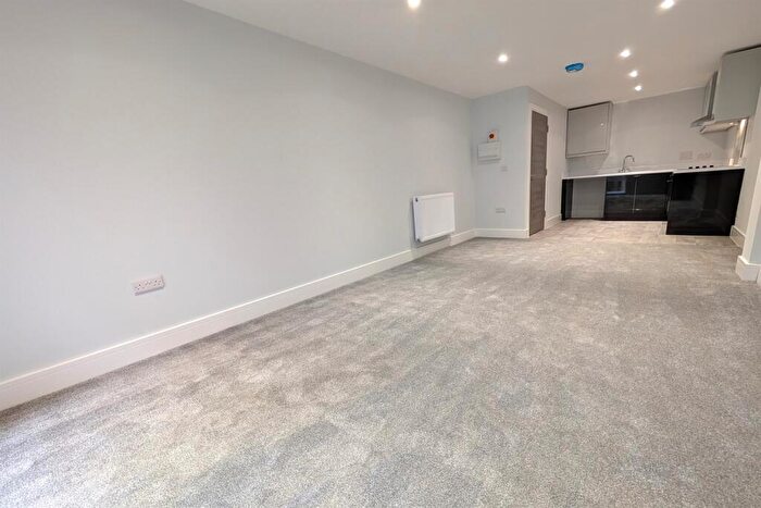 1 Bedroom Flat To Rent In Thomas House, SO14