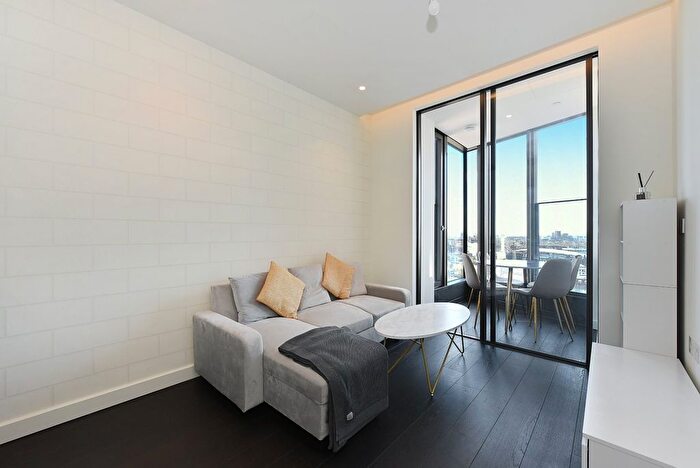 1 Bedroom Property To Rent In Damac Tower, Broadway, SW8