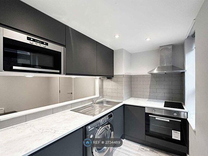 1 Bedroom Flat To Rent In Bridge Street, Warrington, WA1