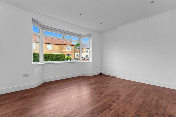3 Bedroom Flat To Rent In Sighthill Road, Sighthill, Edinburgh, EH11