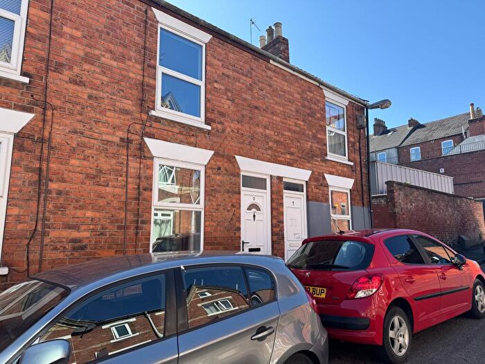 2 Bedroom House To Rent In College Street, Grantham, NG31