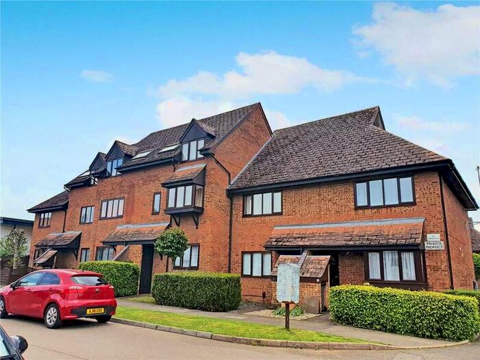 1 Bedroom Flat To Rent In Silverwood Courtketteringnorthamptonshire, NN15