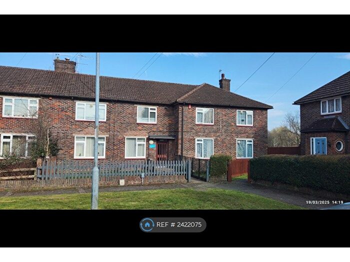 1 Bedroom Flat To Rent In Catterick Way, Borehamwood, WD6