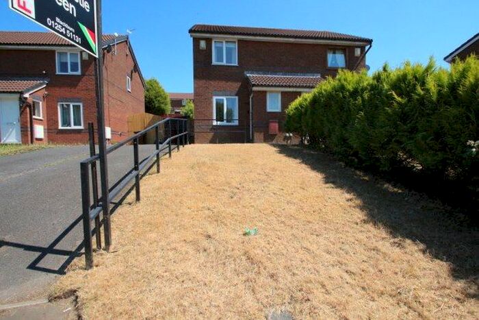 2 Bedroom Property To Rent In Grisedale Avenue, Blackburn, BB1