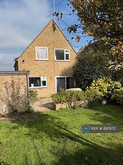 3 Bedroom Detached House To Rent In Harpenden, Harpenden, AL5