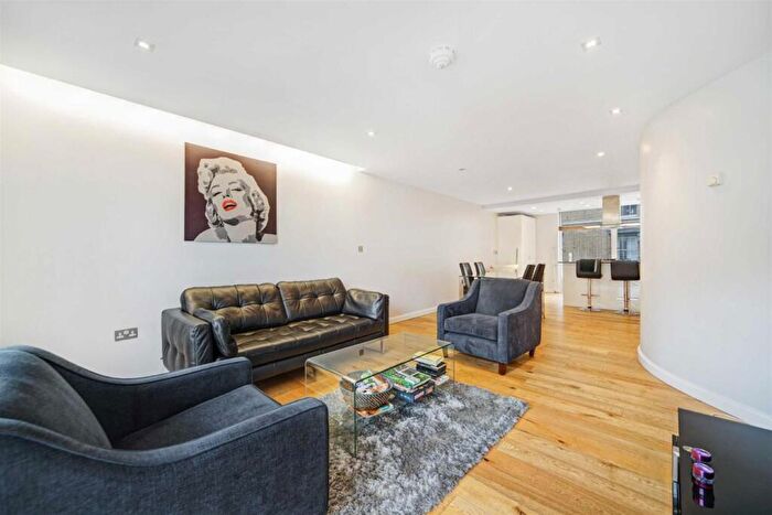 2 Bedroom Apartment To Rent In Allsop Place, Marylebone, London, NW1