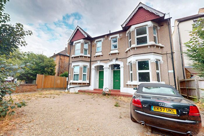 1 Bedroom Flat For Sale In Uxbridge Road, London, W7