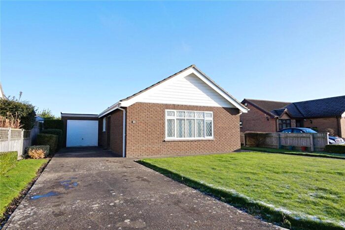 2 Bedroom Bungalow For Sale In Sandilands Close, Sandilands, Mablethorpe, Lincolnshire, LN12