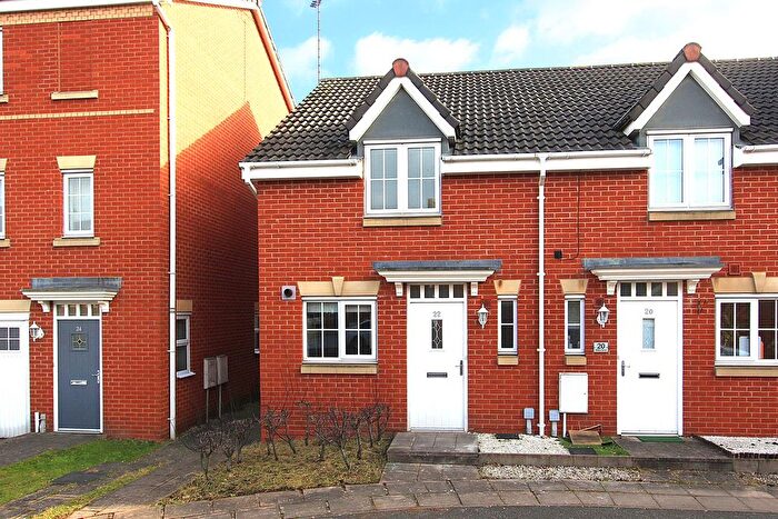 2 Bedroom End Of Terrace House To Rent In Wilson Drive, Tividale, Oldbury, B69