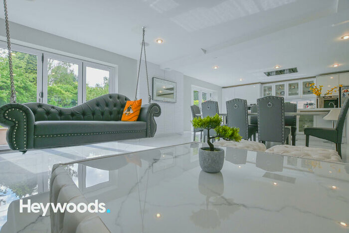 6 Bedroom Detached House To Rent In Seabridge Lane, Westlands, Newcastle-under-Lyme, ST5