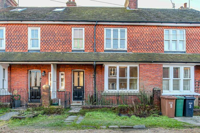 2 Bedroom Terraced House To Rent In Ledbury Road, Reigate, RH2