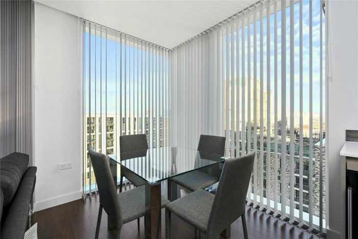 1 Bedroom Apartment To Rent In The Parkhouse, N4