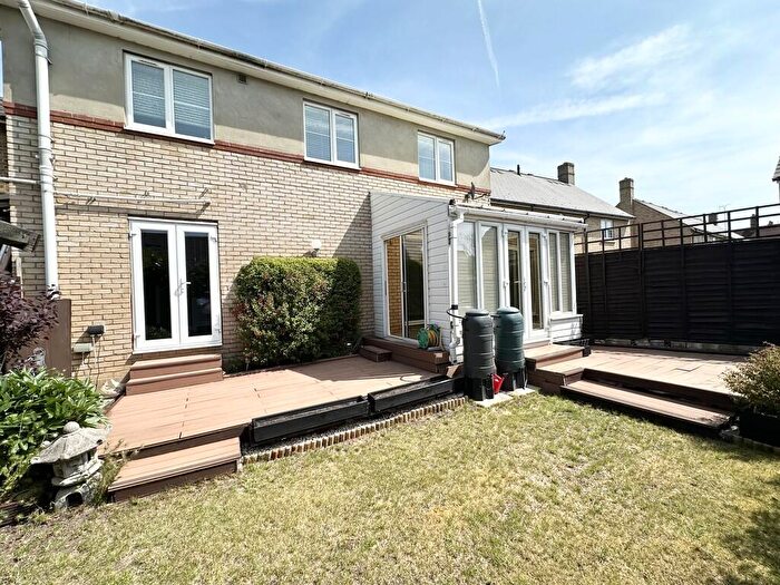 3 Bedroom End Of Terrace House To Rent In Manor Street, Braintree, CM7