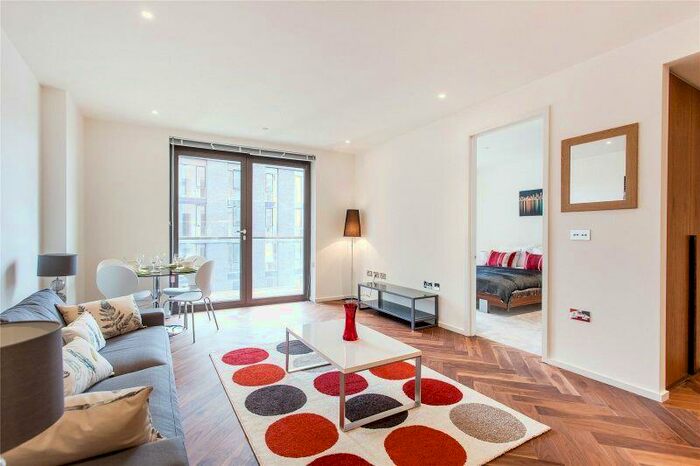 1 Bedroom Apartment For Sale In Ambassador Building, Embassy Gardens, Nine Elms, London, SW11