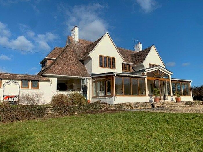 5 Bedroom Detached House To Rent In Poole Road, Sturminster Marshall, Wimborne, BH21