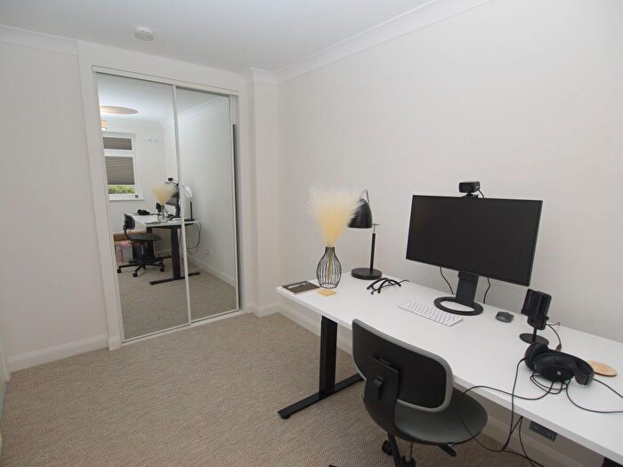 2 Bedroom Property For Sale In Knotts Place, Sevenoaks, TN13