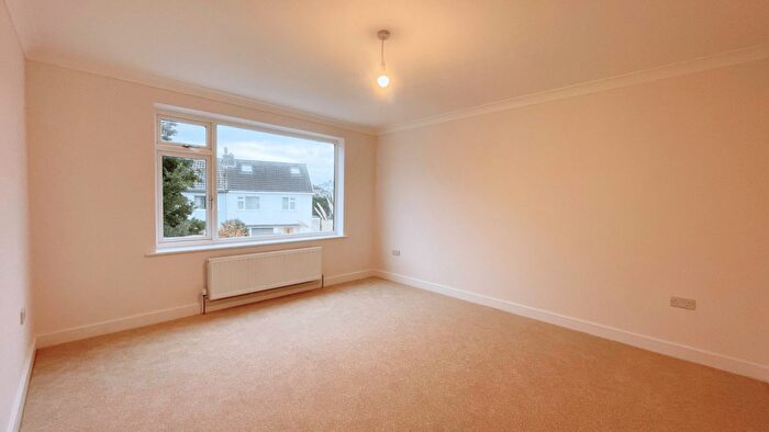 2 Bedroom Bungalow To Rent In Churston Way, Brixham, TQ5