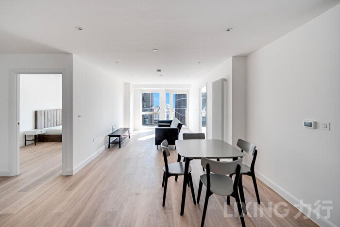 2 Bedroom Apartment To Rent In Eden Place, Custom House, E16