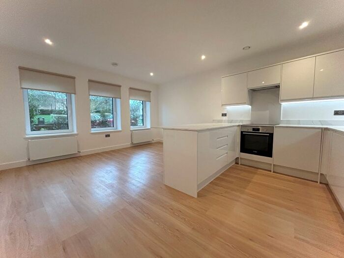 1 Bedroom Flat To Rent In Manor Road, Wallington, SM6