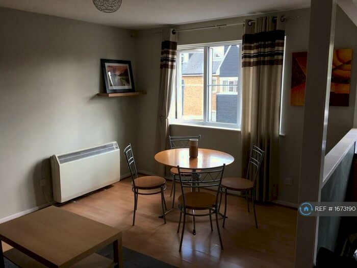 1 Bedroom Flat To Rent In Kirkham Road, Beckton, E6