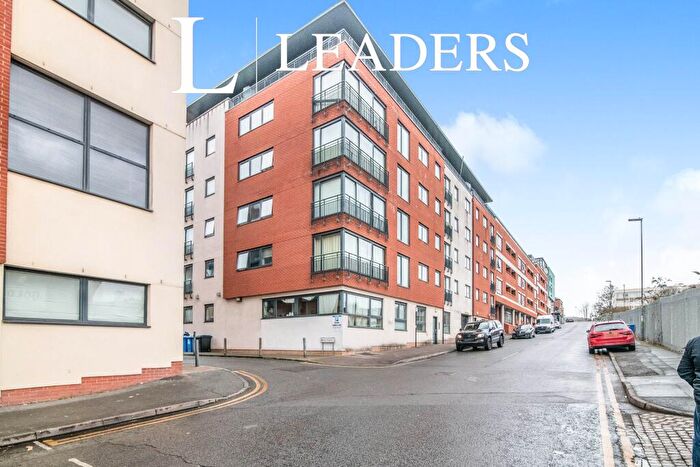 Studio To Rent In Kinvara Heights, Cheapside, B12