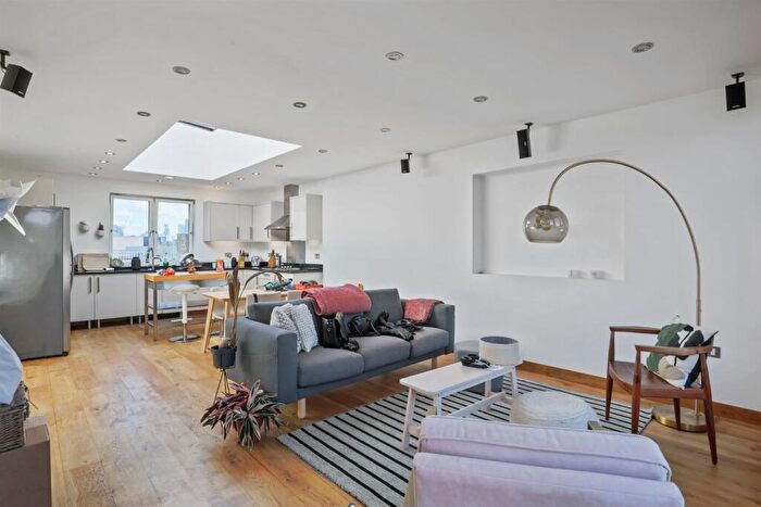 1 Bedroom Apartment To Rent In Church Road, Highgate, N6