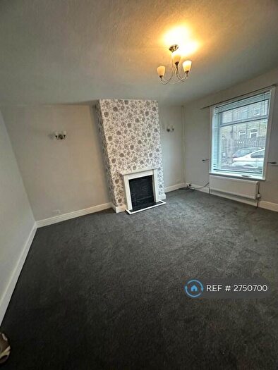 2 Bedroom Terraced House To Rent In Irving Street, Halifax, HX1