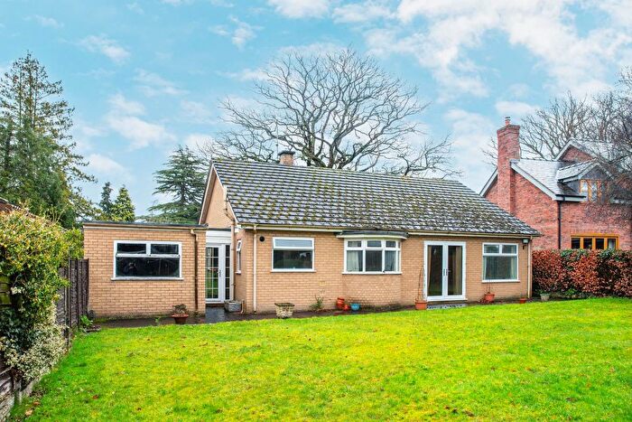 2 Bedroom Detached Bungalow For Sale In London Road Stapeley, Nantwich, Cheshire, CW5