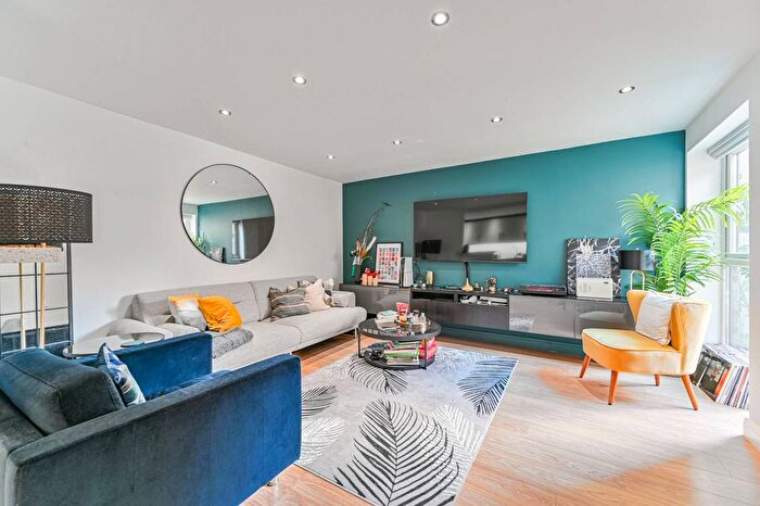 2 Bedroom Terraced House For Sale In Birkbeck Road, Beckenham, BR3