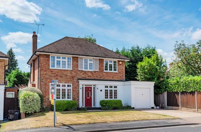 4 Bedroom Property To Rent In Northbrook Drive, Northwood, HA6