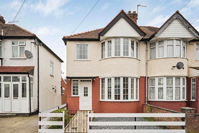 3 Bedroom Semi Detached House For Sale In The Croft, Wembley, HA0