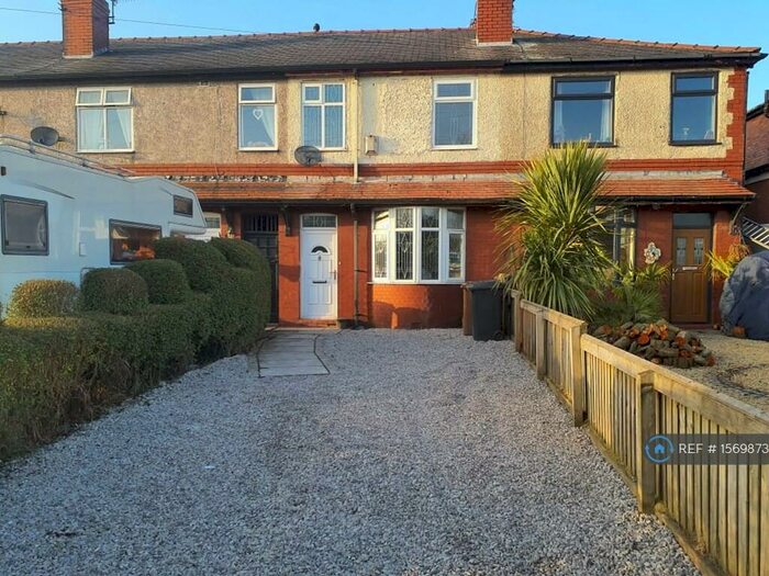 3 Bedroom Terraced House To Rent In Hyde Road, Mottram, Hyde, SK14