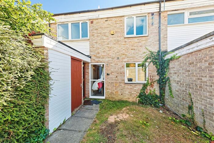 6 Bedroom Terraced House For Sale In Starle Close, Canterbury, Kent, CT1