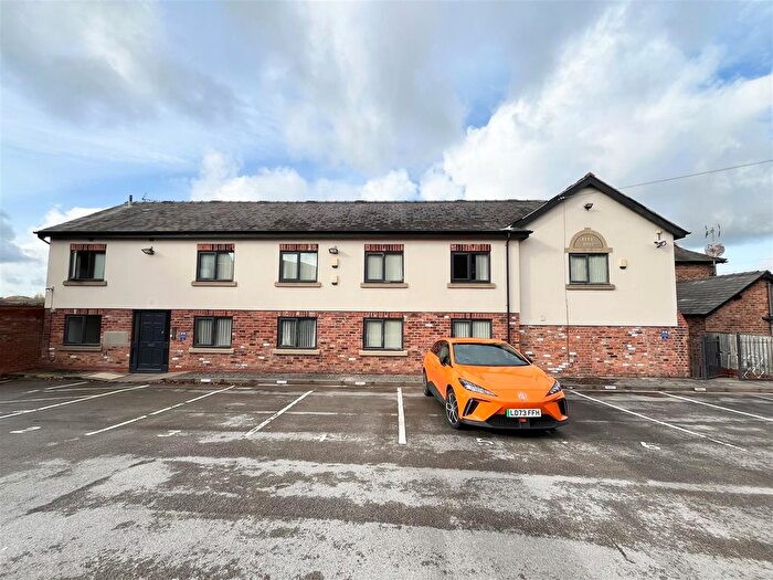 1 Bedroom Flat To Rent In Apt Bathmasters House, Canal Street, Macclesfield, SK10