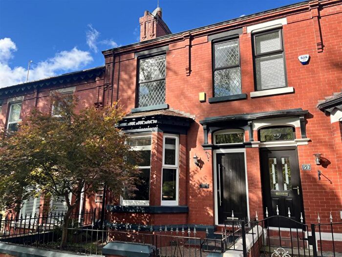 3 Bedroom Terraced House For Sale In Mellor Road, Ashton-Under-Lyne, OL6