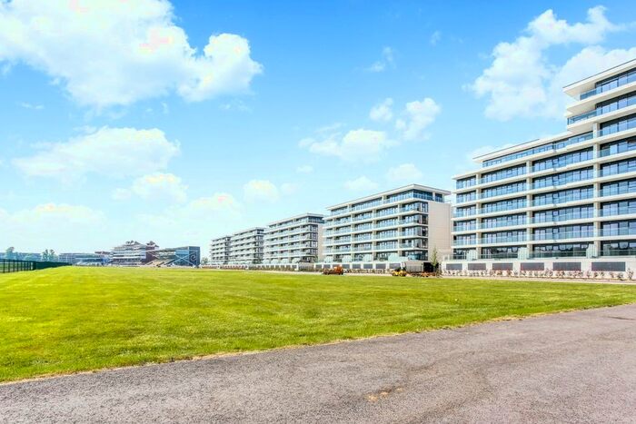 1 Bedroom Flat To Rent In Kingman Way, Newbury, RG14